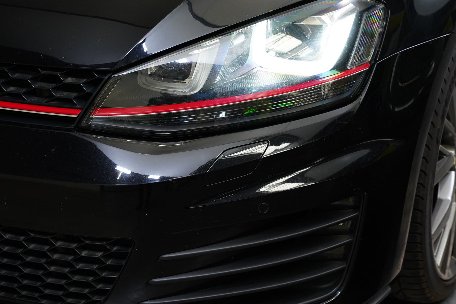 Volkswagen Golf 2.0 TSI 169 kW GTI Performance – foto 9