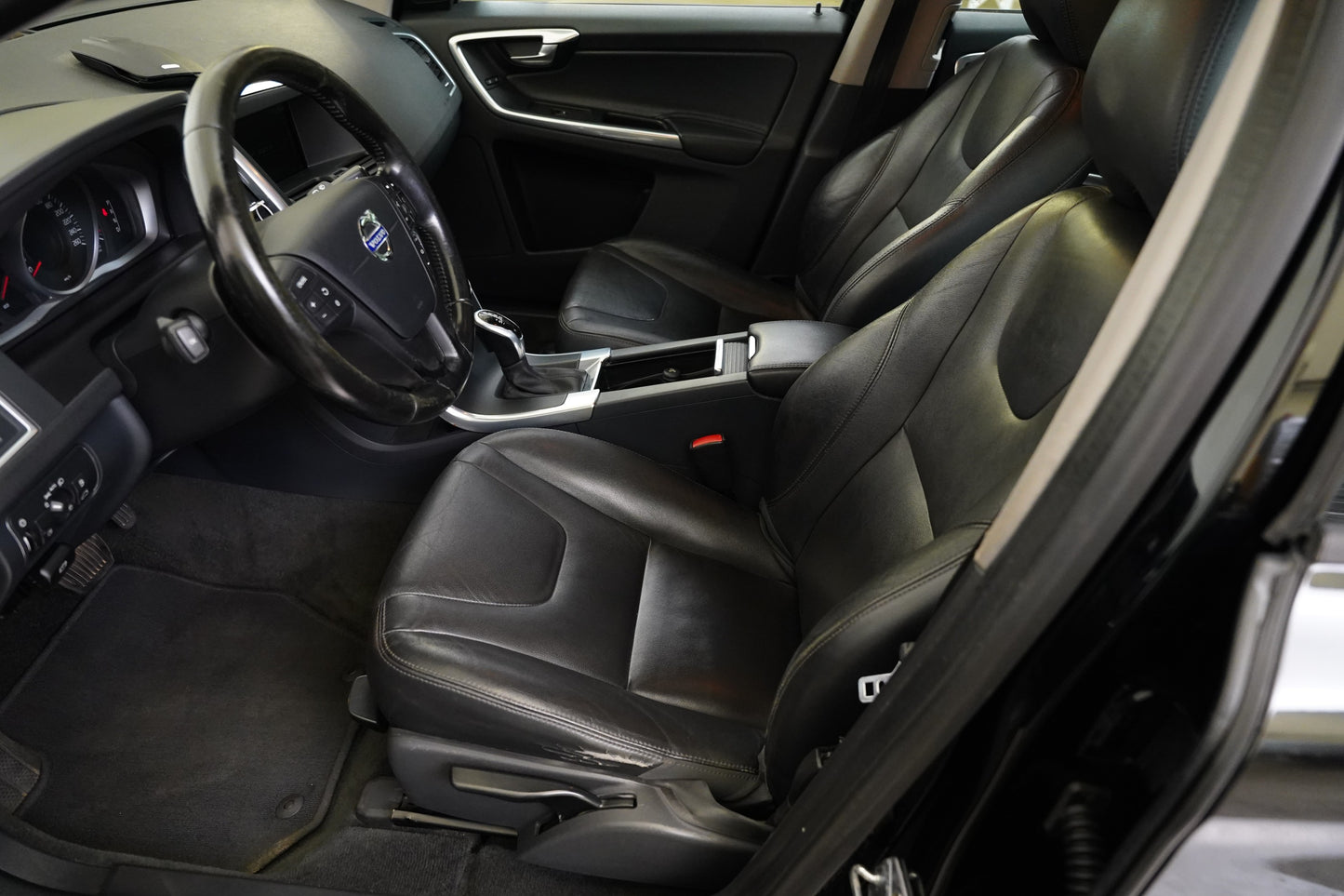Volvo XC60 2.4 D4 133 kW AWD Kinetic