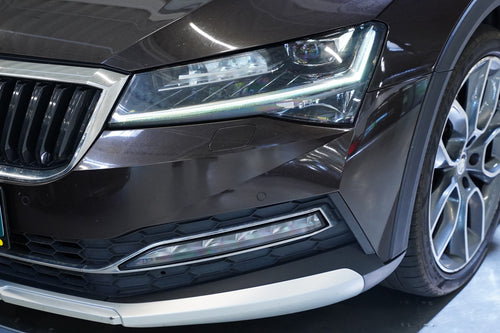 Škoda Superb 2.0 TDI 140 kW DSG Scout – foto 9