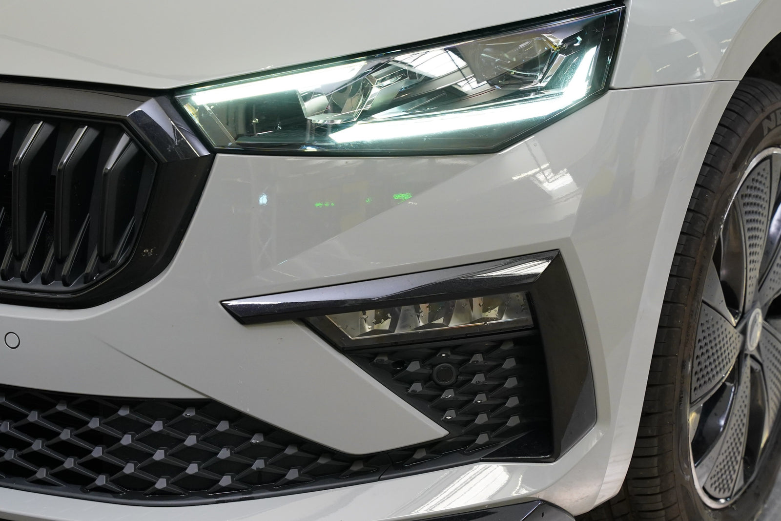 Škoda Scala 1.0 TSI 85 kW DSG Monte Carlo – foto 9