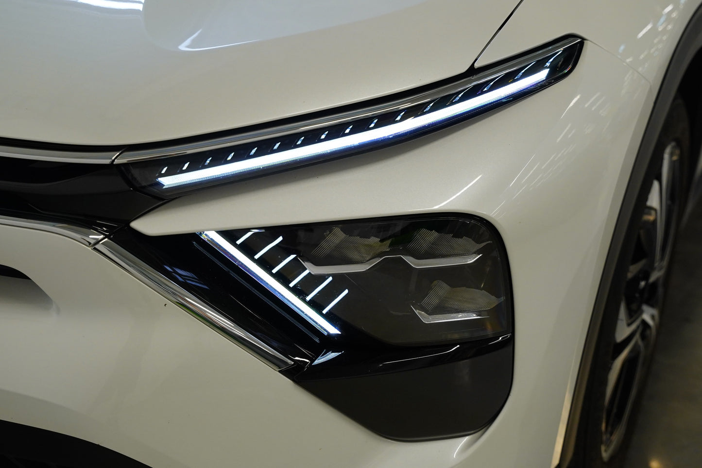 Citroën C5 X 1.6 PT 133 kW Shine Pack
