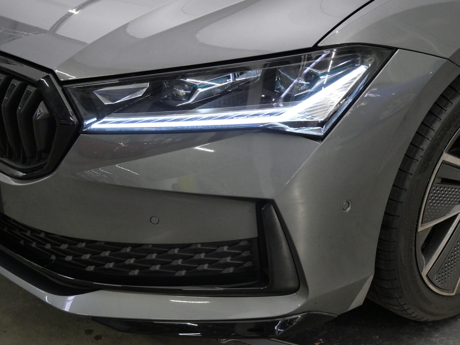 Škoda Superb 2.0 TDI 142 kW 4x4 SportLine – foto 9
