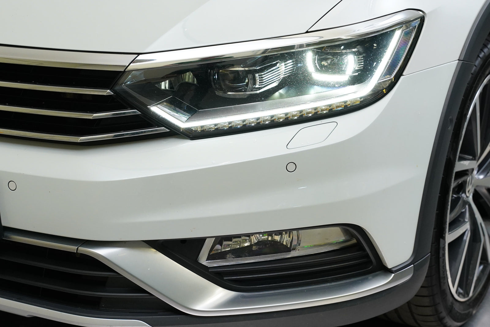 Volkswagen Passat 2.0 TDI 140 kW DSG Alltrack – foto 9