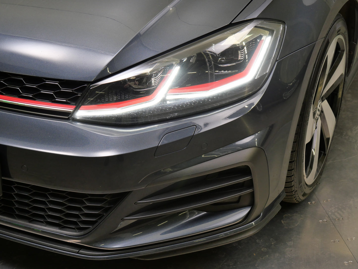 Volkswagen Golf 2.0 TSI 180 kW DSG GTI