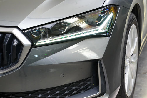 Škoda Superb 2.0 TDI 110kW Selection – foto 9