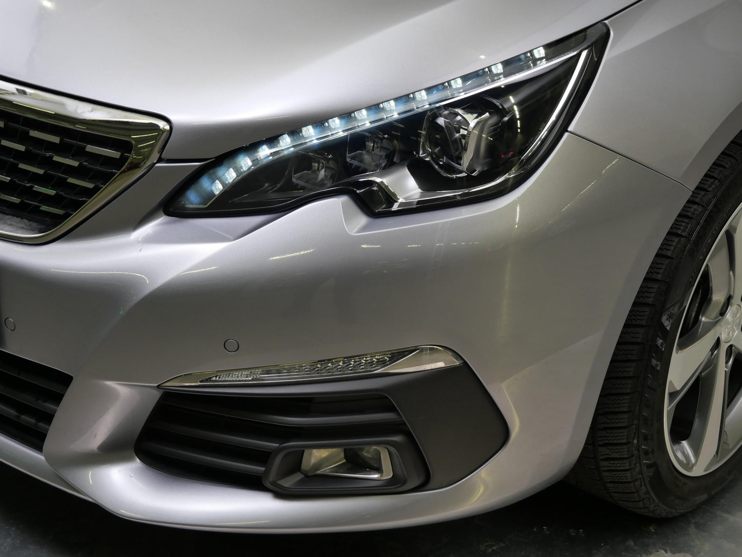 Peugeot 308 1.2 PureTech 96 kW GT LINE