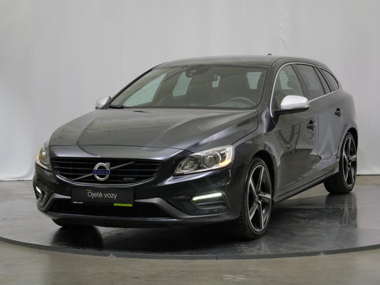 Volvo V60 D4 133 kW Drive-E Summum