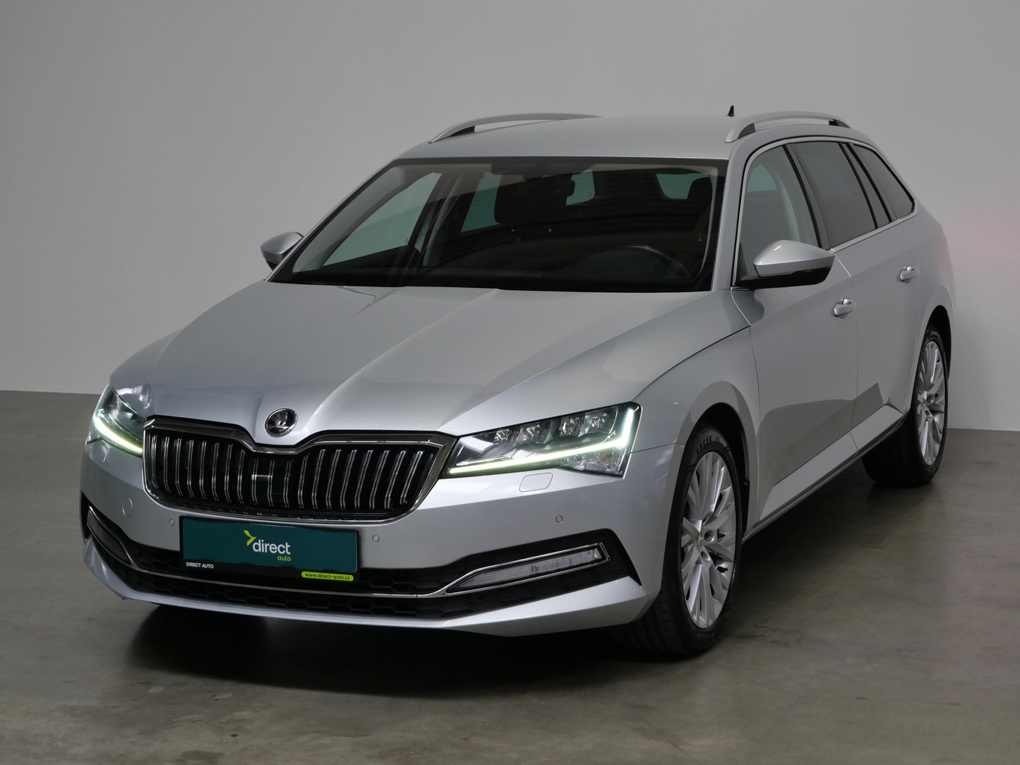 Škoda Superb 2.0 TDI 110 kW DSG Style Plus