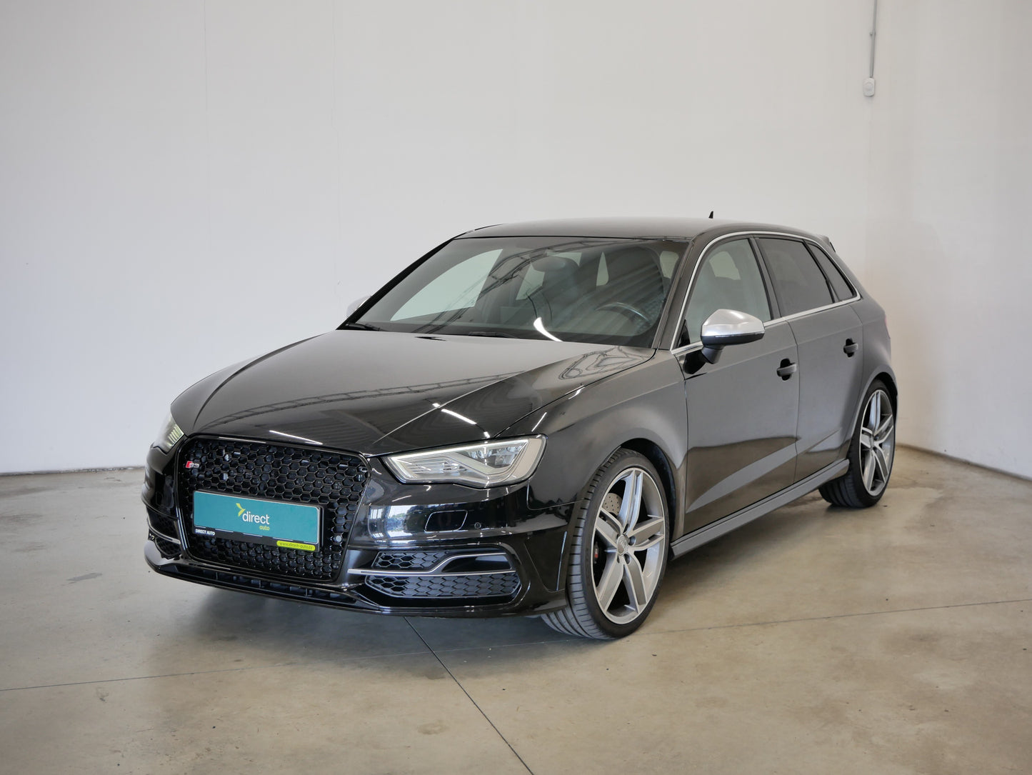 Audi S3 2.0TFSi 221kW Quattro
