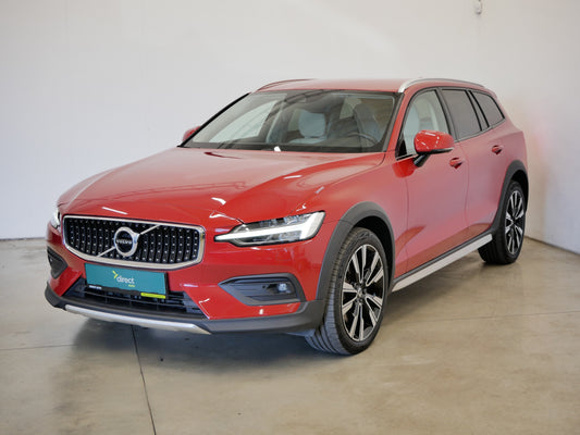Volvo V60 2.0 B4 145 kW Cross Country