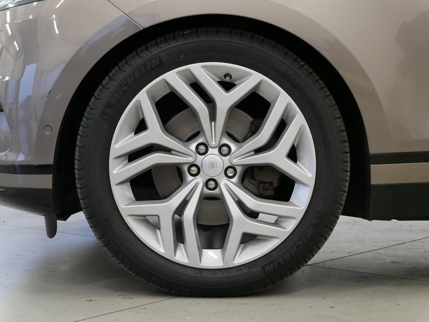 Land Rover Range Rover Velar D300 221 kW AWD SE