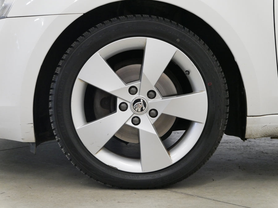 Škoda Octavia 2.0 TDI 110kW Style – foto 10