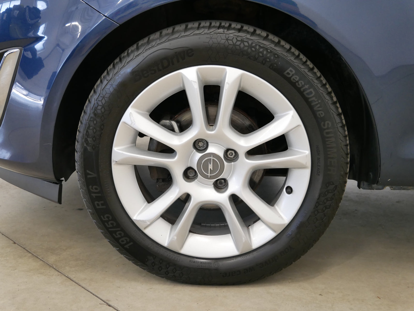 Opel Corsa 1.2 16V 63 kW – foto 10