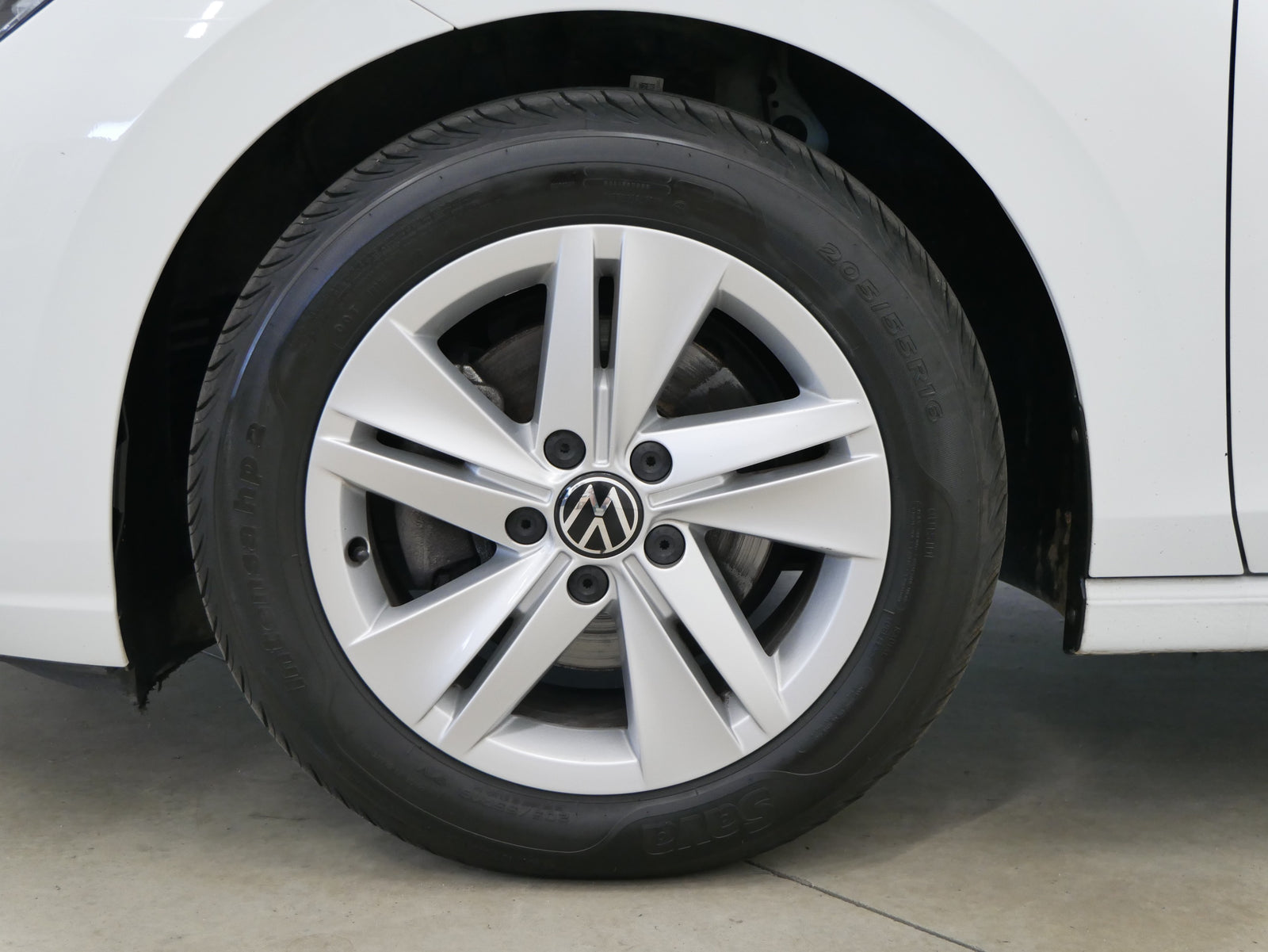 Volkswagen Golf 1.0 TSI 81 kW Life – foto 10