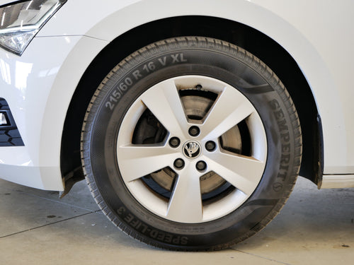 Škoda Superb 1.5 TSI 110 kW DSG Ambition – foto 10