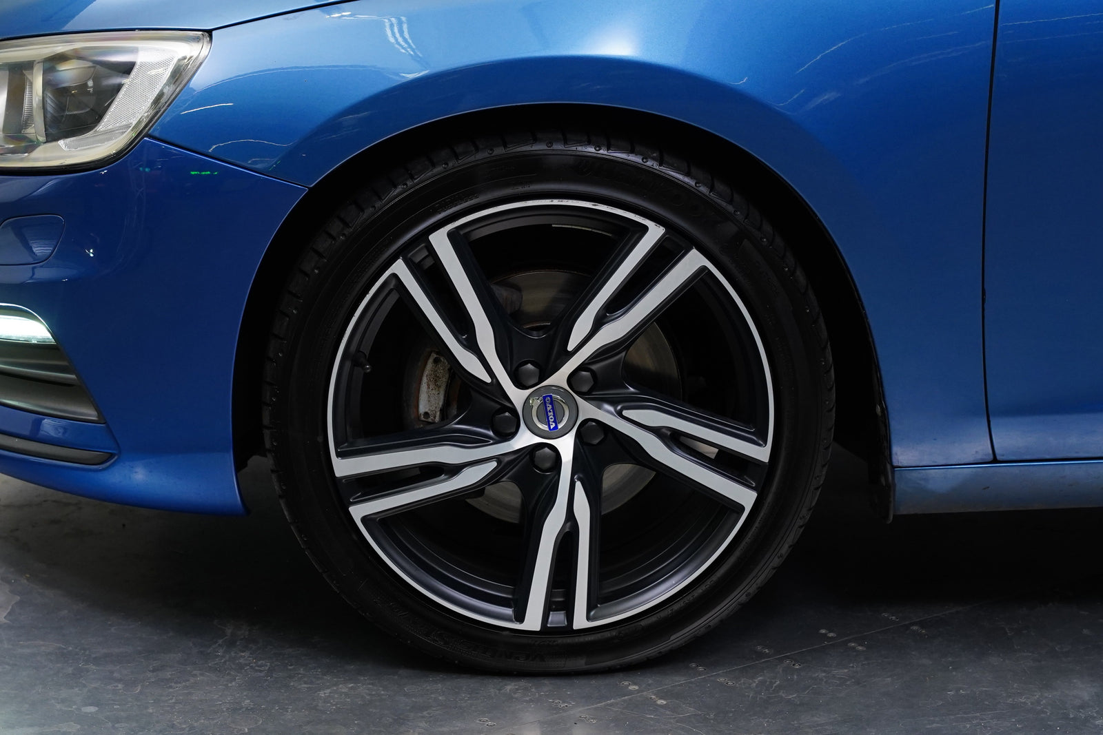 Volvo V60 2.0 T6 AWD 225 kW R-Desing – foto 10