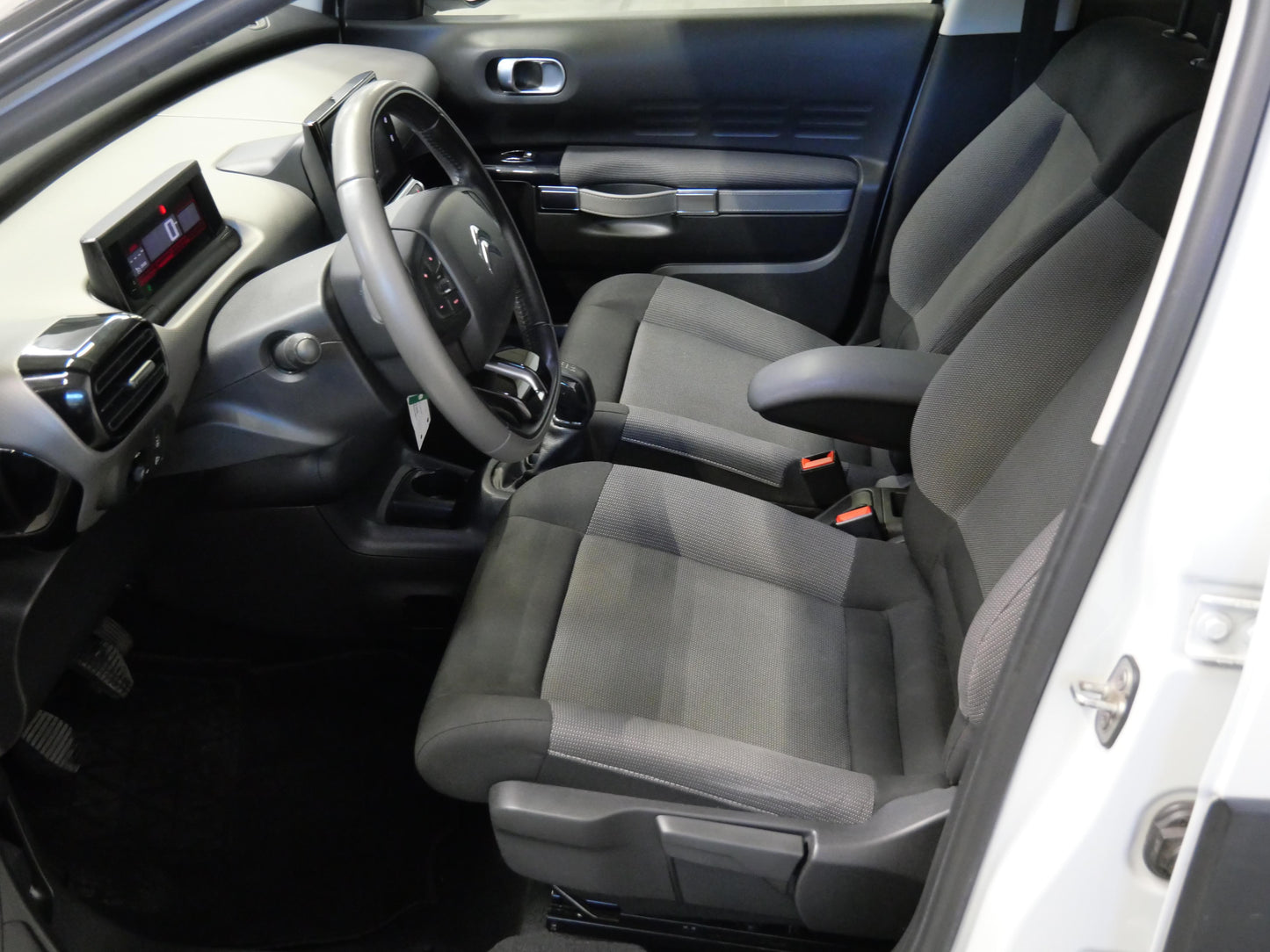 Citroën C4 Cactus 1.2 VTI 60 kW Shine