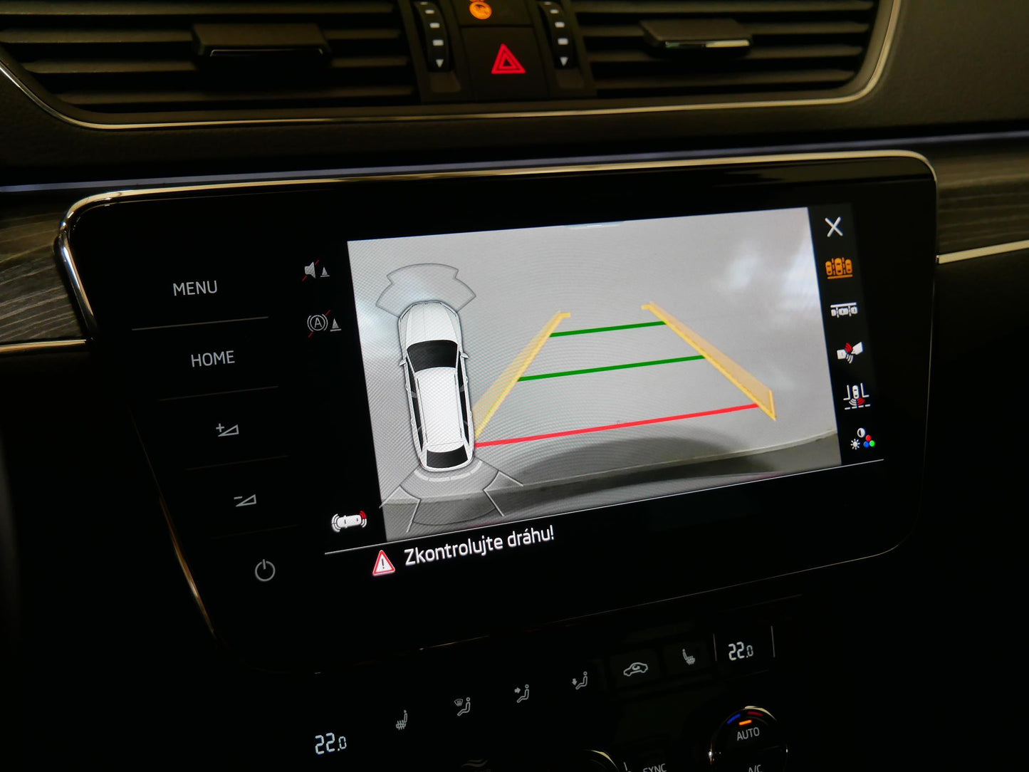 Škoda Superb 2.0 TDI 110 kW Style Plus
