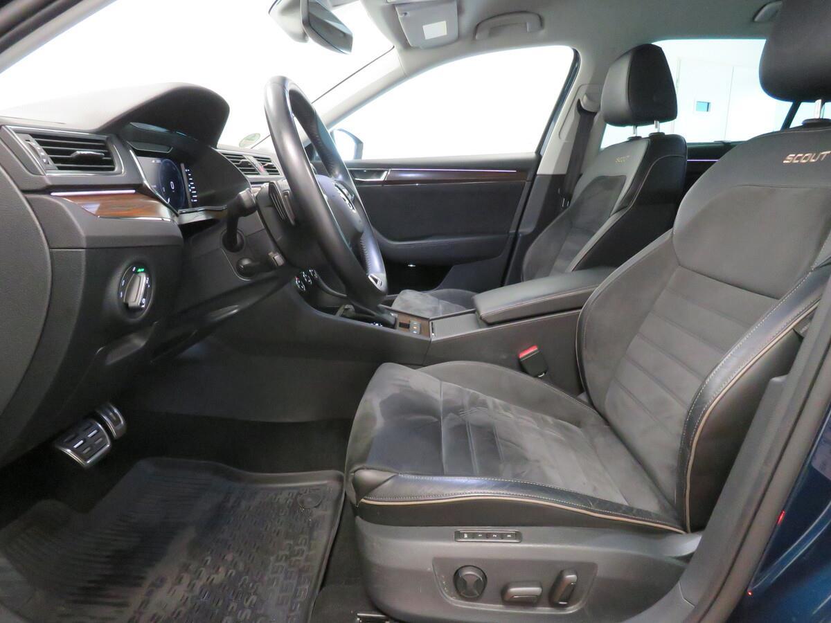 Škoda Superb 2.0 TDI 147 kW DSG 4x4 Scout