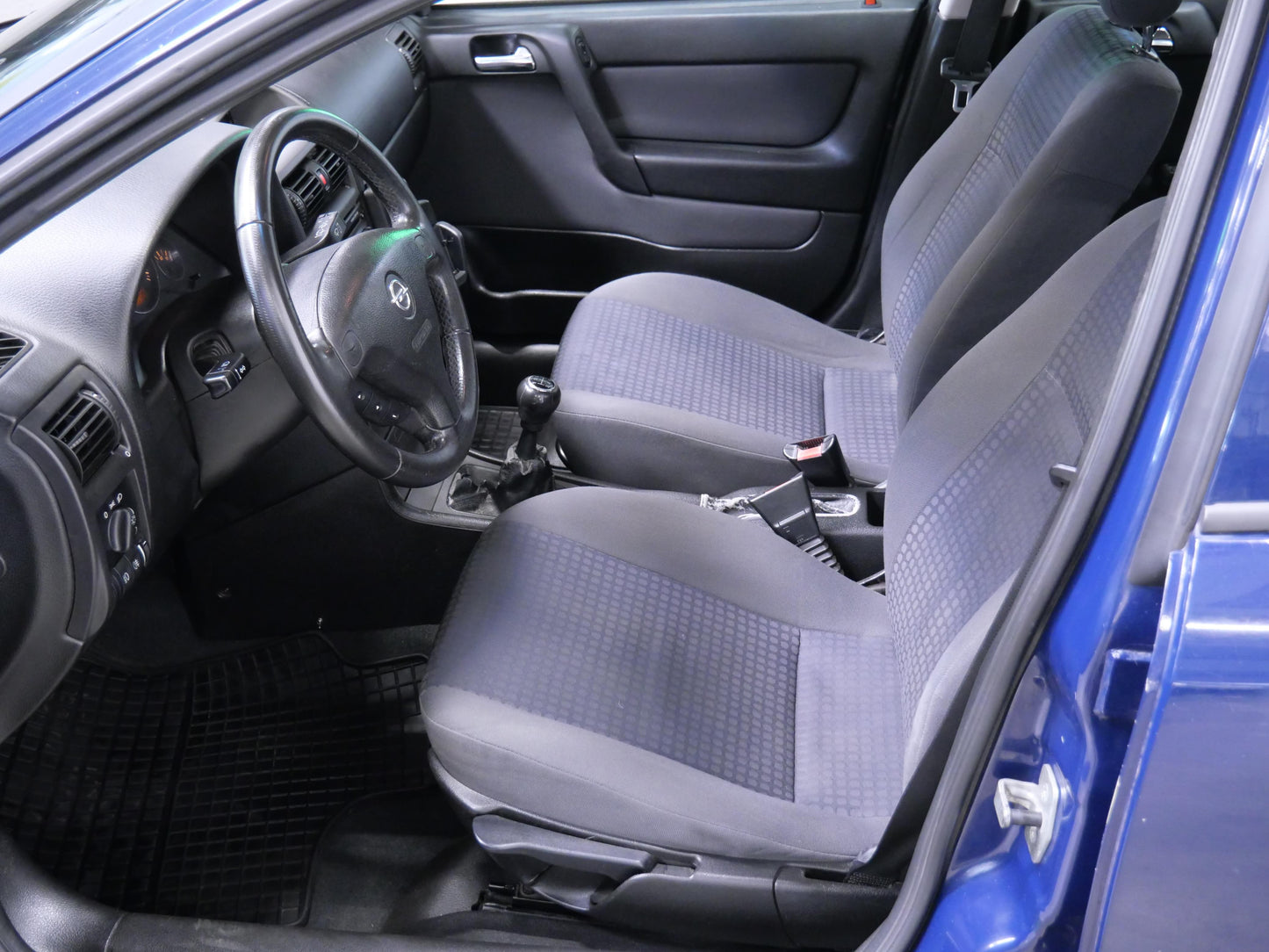Opel Astra 2.0 DTi 16V 74 kW