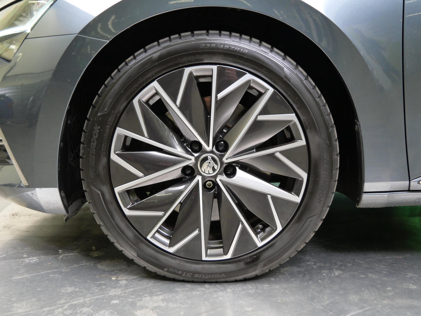 Škoda Superb 2.0 TSI 200 kW L&K