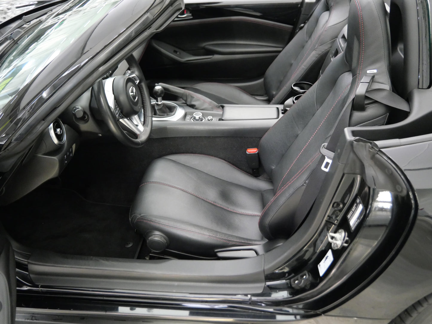 Mazda MX-5 2.0 i 118 kW Sports-Line