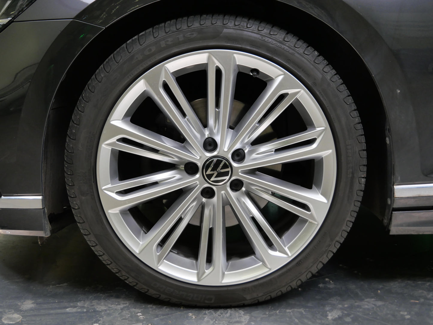 Volkswagen Passat 2.0 TDI 110 kW R-Line