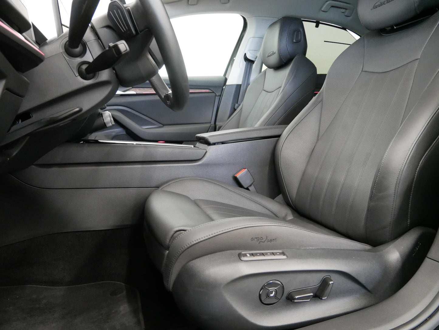 Škoda Superb 2.0 TDI 110 kW L&K