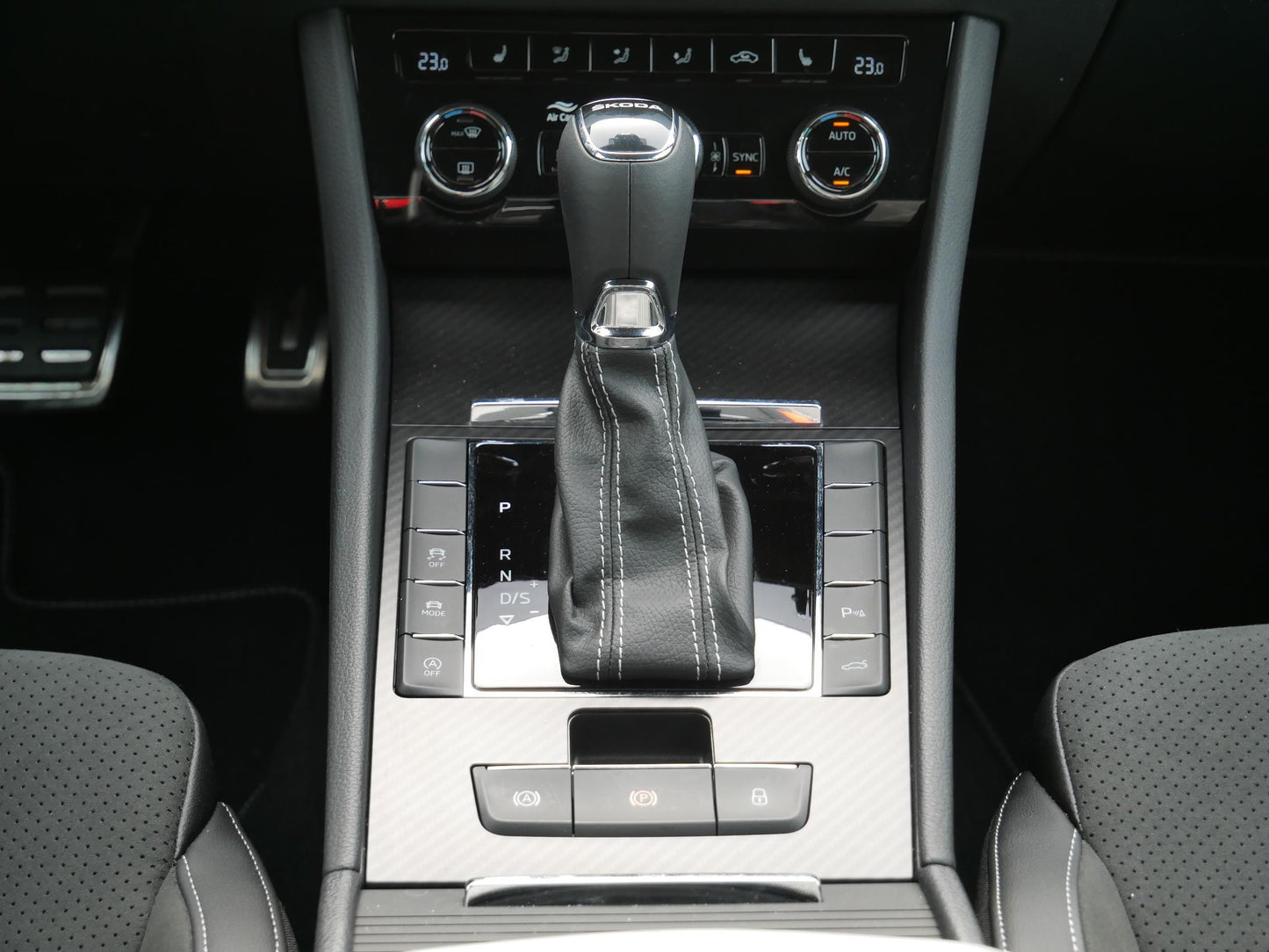 Škoda Superb 2.0 TDI 147 kW Sportline