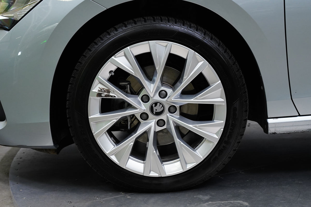Škoda Superb 2.0 TDI 110 kW Selection – foto 10