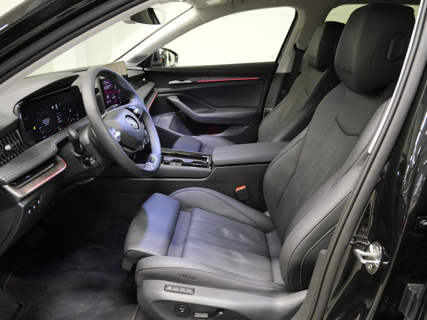 Škoda Superb 2.0 TDI 110 kW L&K