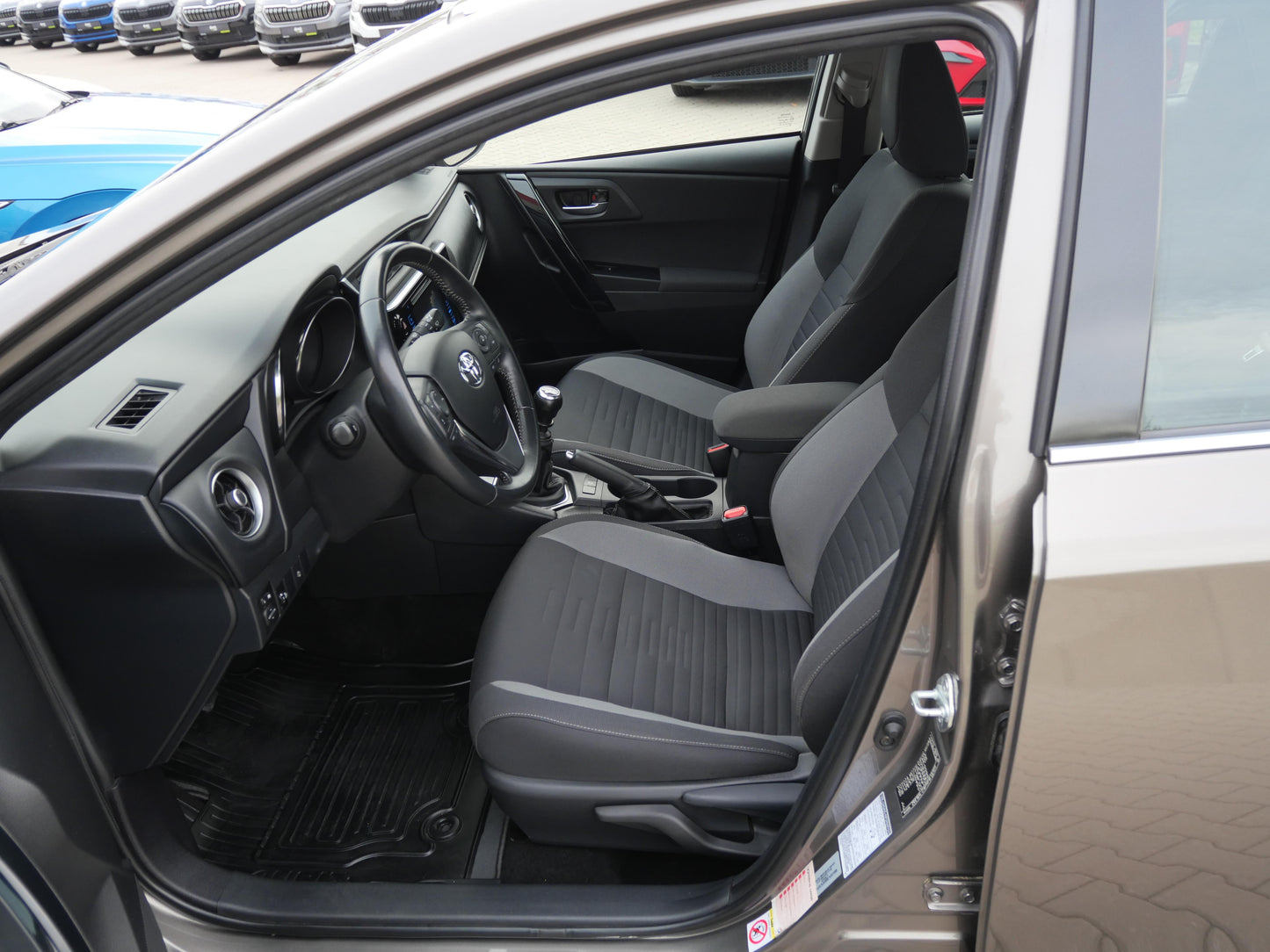 Toyota Auris 1.6i 97 kW Valvematic
