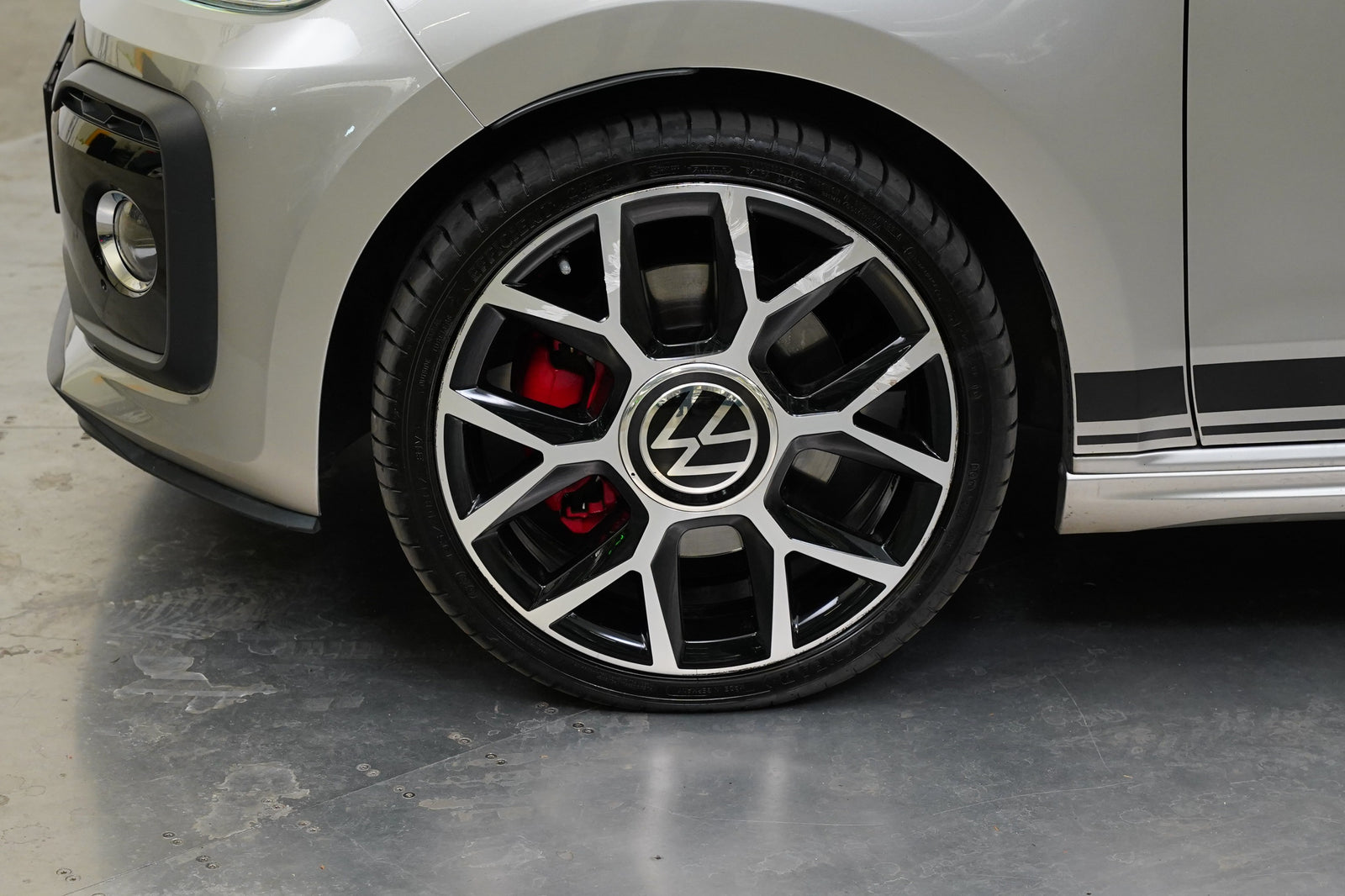 Volkswagen up! 1.0 TSI 85 kW GTI – foto 10