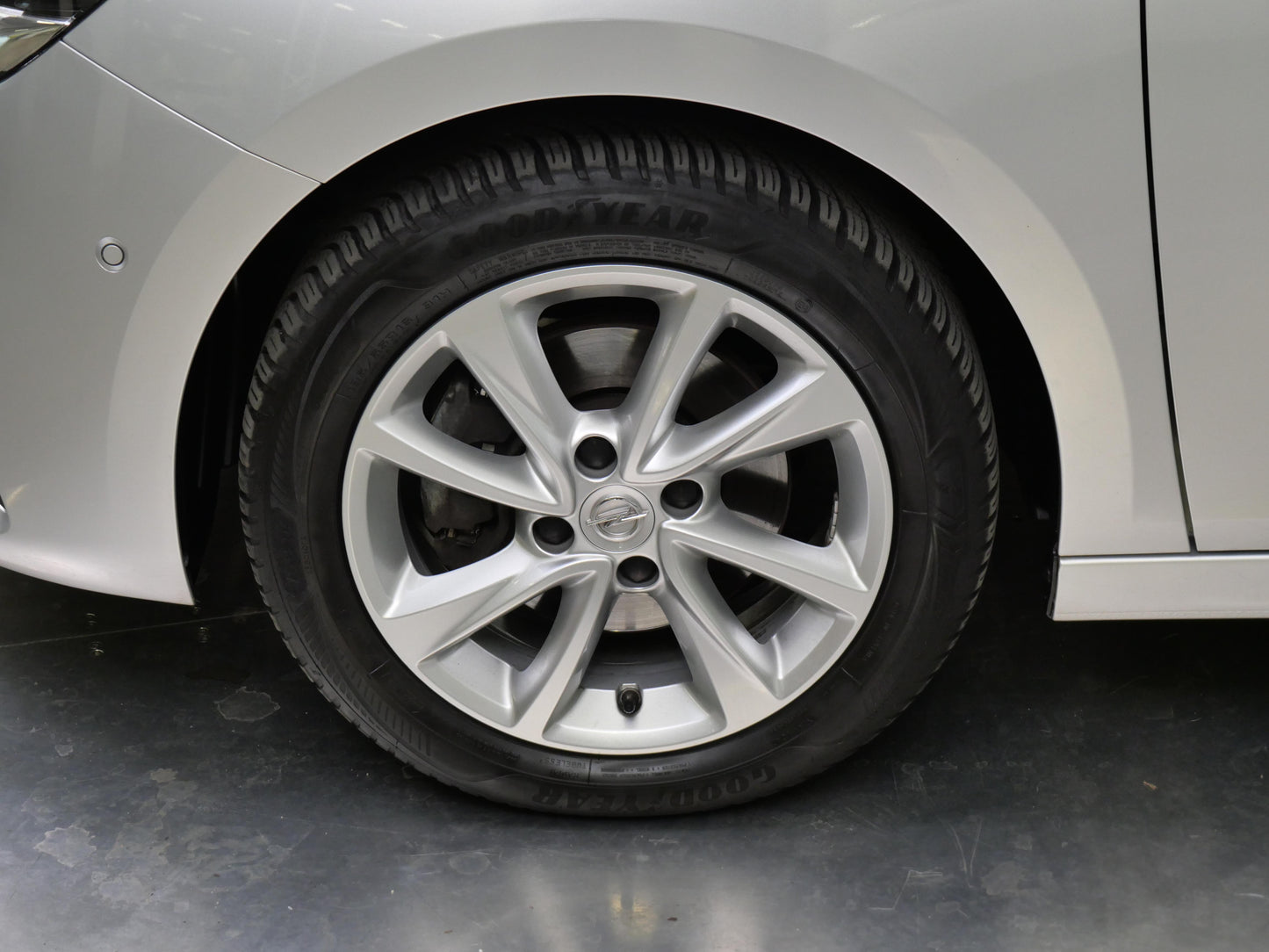 Opel Corsa 1.2 i 74 kW Turbo Elegance