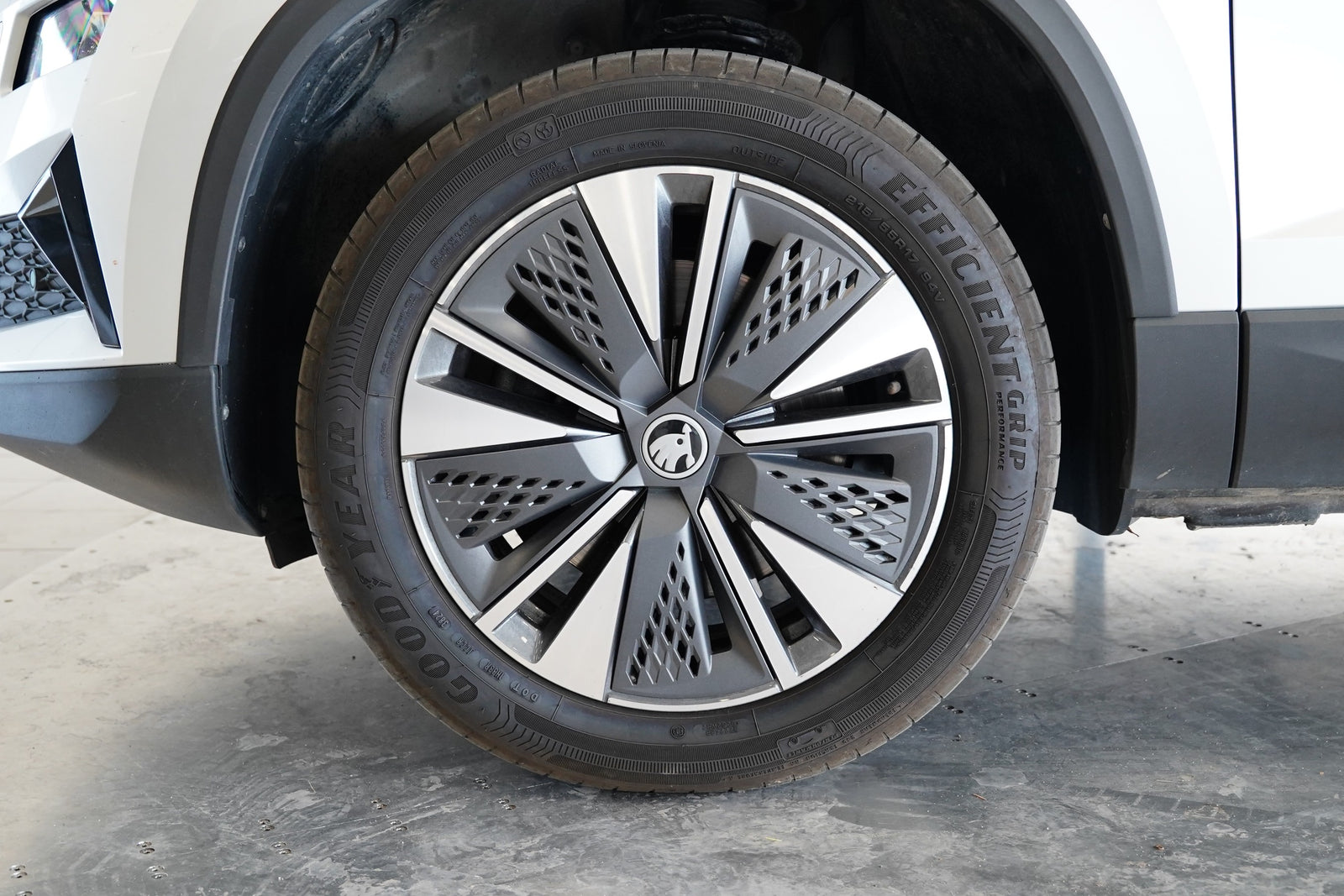 Škoda Karoq 1.5 TSI 110 kW Top Selection – foto 10