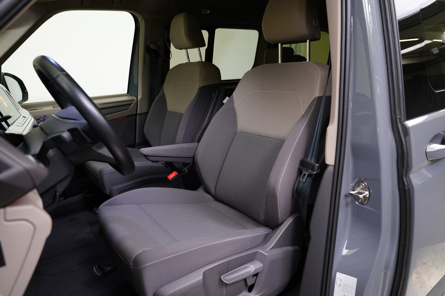 Volkswagen Multivan 2.0 TDI 110kW DSG Edition Long
