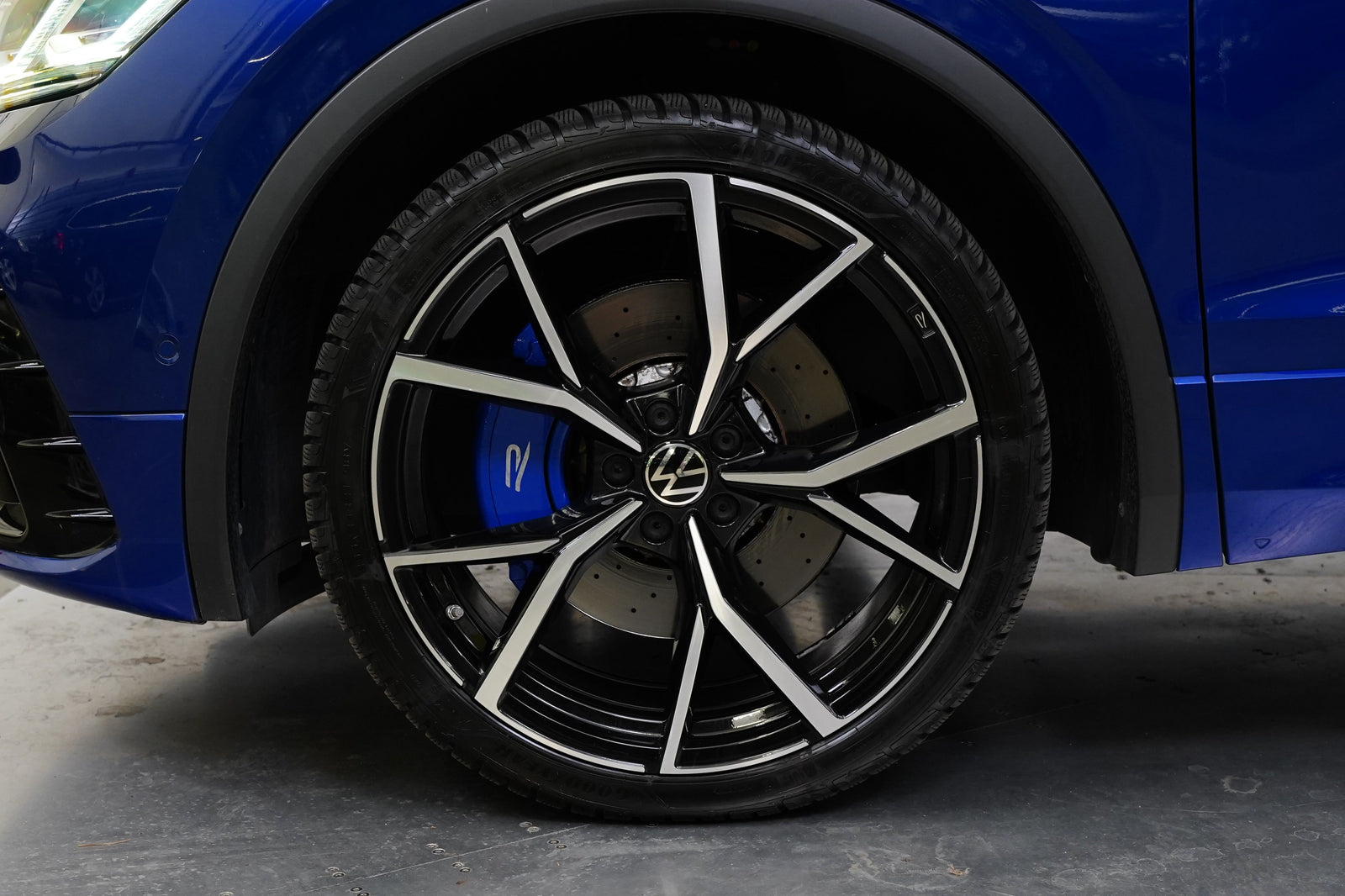 Volkswagen Tiguan 2.0 TSI 235 kW DSG 4Motion R – foto 10