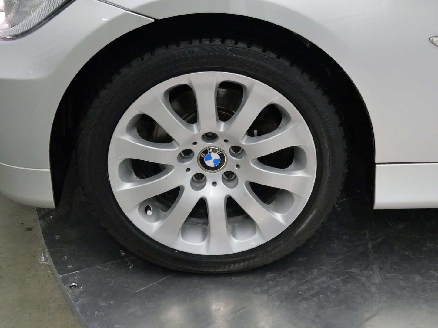 BMW 3 Series 318i 95 kW