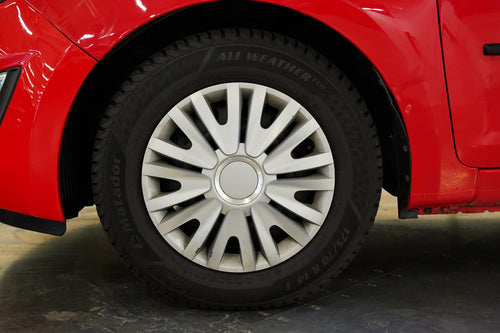 Hyundai i20 1.3 63 kW – foto 10