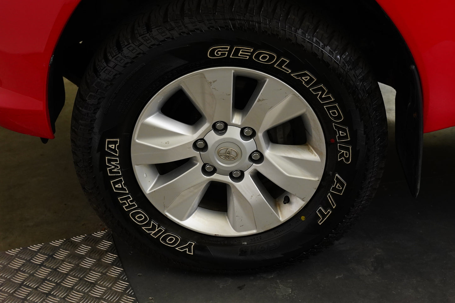 Toyota Hilux 2.4 D-4D 110 kW 4X4