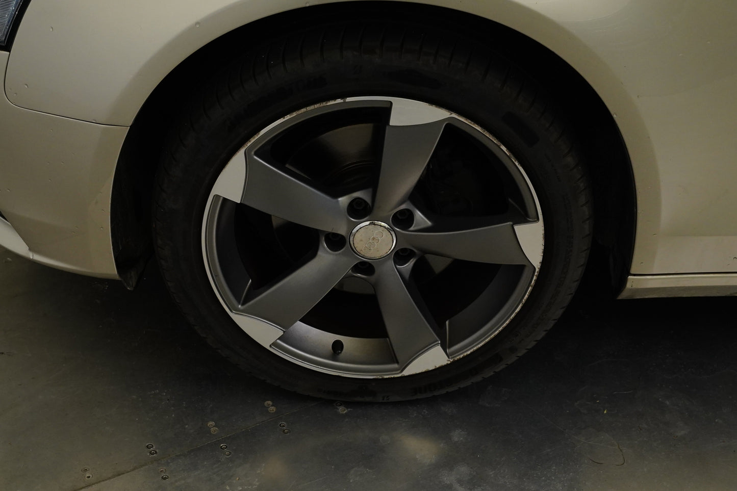 Audi A4 1.8 TFSI 125 kW Attraction