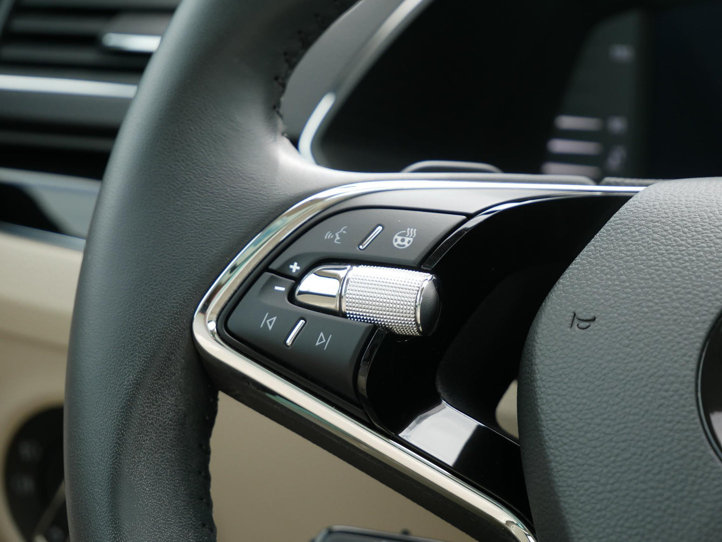 Škoda Superb 2.0 TSI 206 kW L&K
