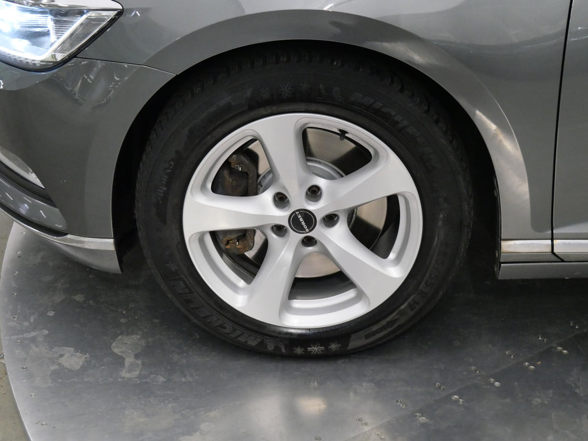 Volkswagen Passat 2.0 TDI 176 kW Highline – foto 10