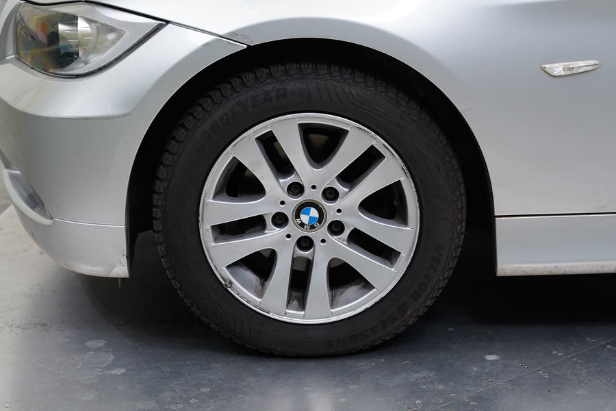 BMW Řada 3 318i 105 kW – foto 10
