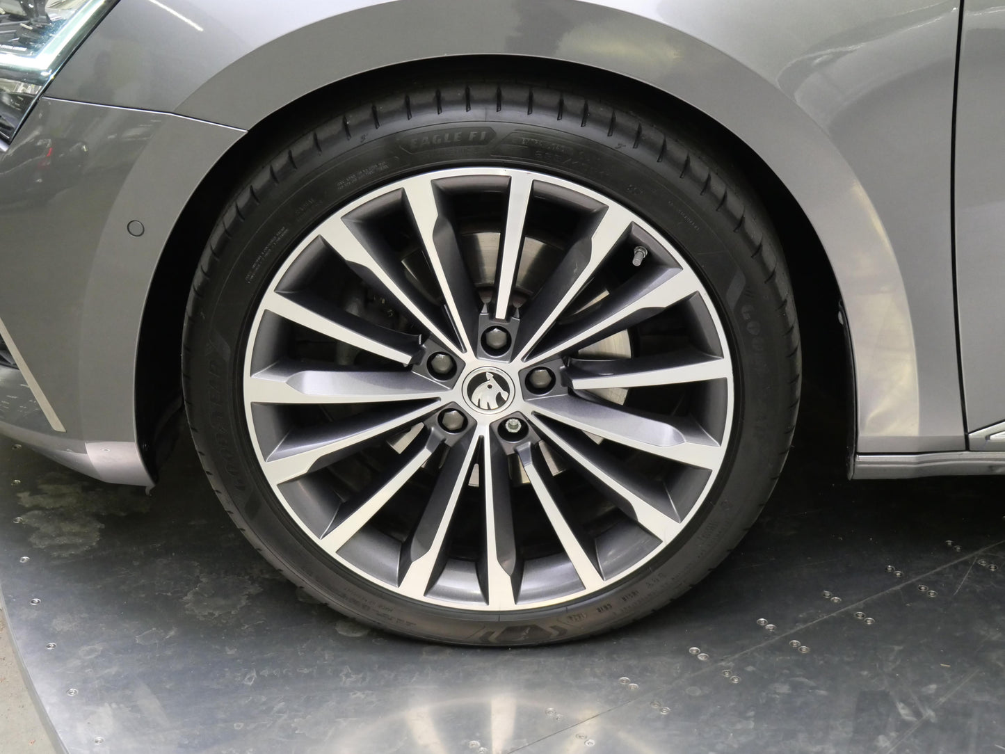 Škoda Superb 2.0 TDI 147kW L&K