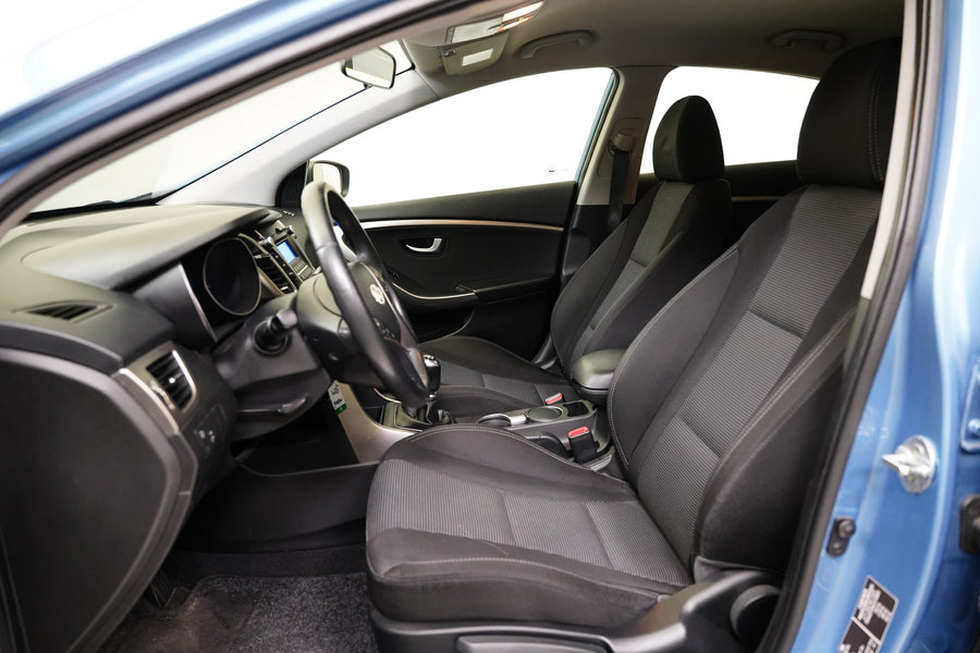 Hyundai i30 1.6 CVVT 88 kW – foto 10