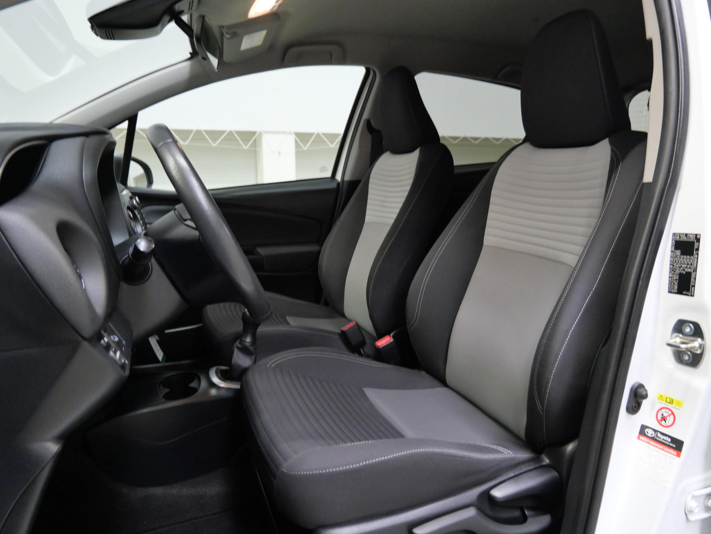 Toyota Yaris 1.0i 51 kW