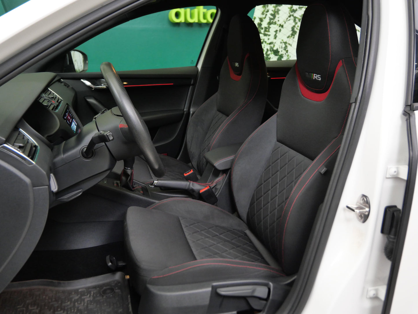 ŠKODA Octavia 2.0 TSI 180 kW RS