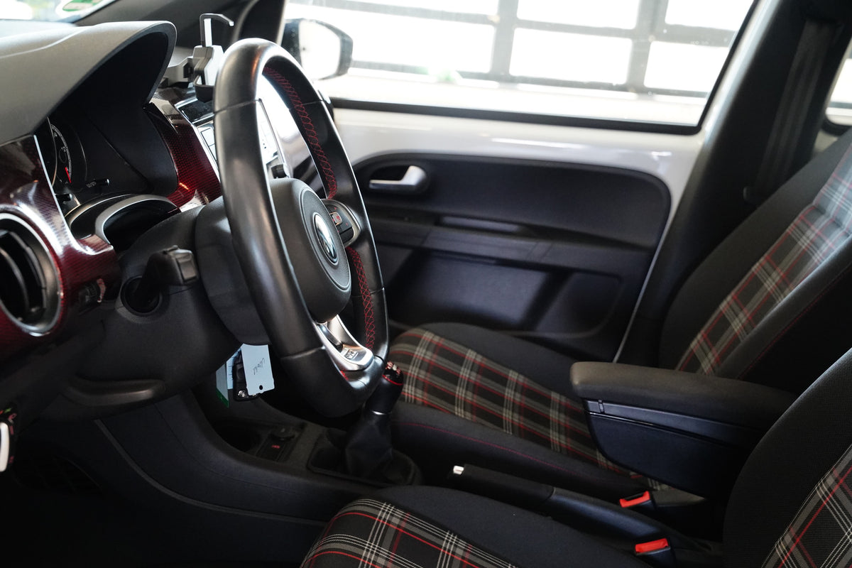 Volkswagen up! 1.0 TSI 85 kW GTI – foto 10