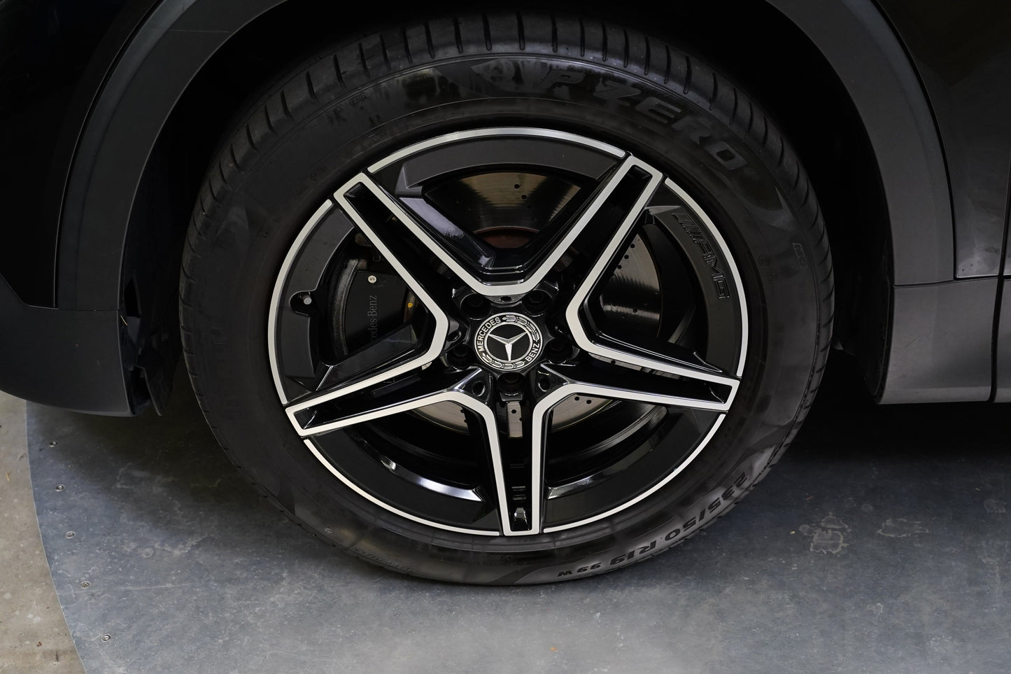 Mercedes-Benz GLB 250 165 kW 4MATIC AMG Line